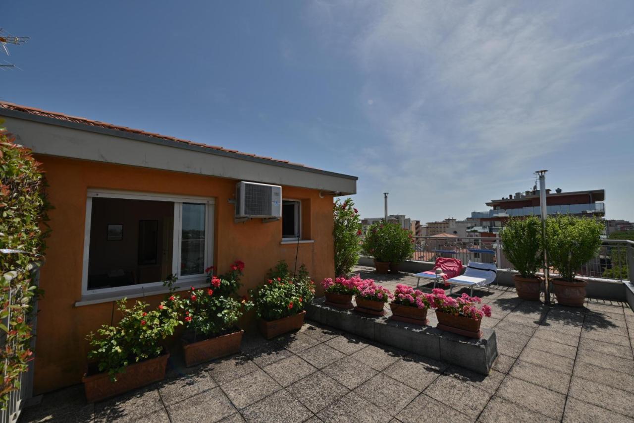 Residence Mariavittoria Lido di Jesolo Exterior foto